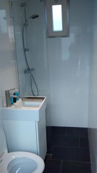 Modern En Sfeervol Appartement Aan Zee Met Airco Zoutelande Exterior photo